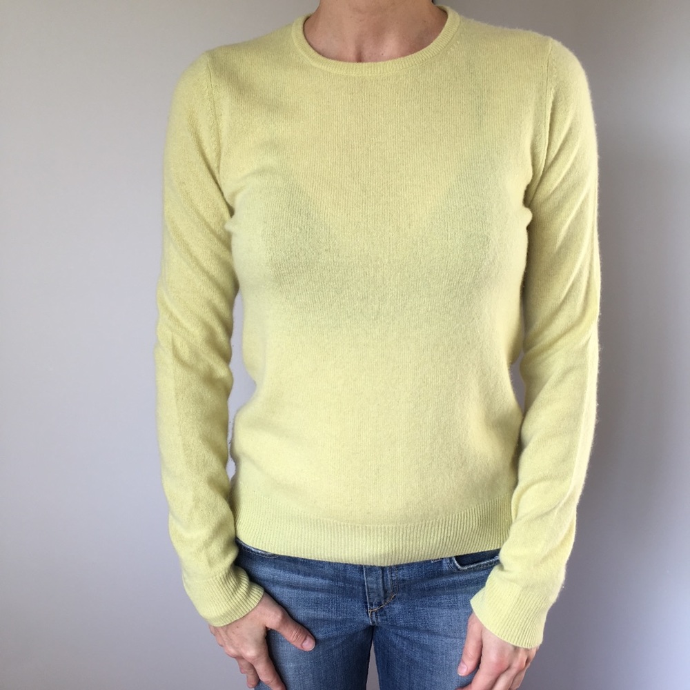 Ann Taylor Cashmere crew neck  Sweater M